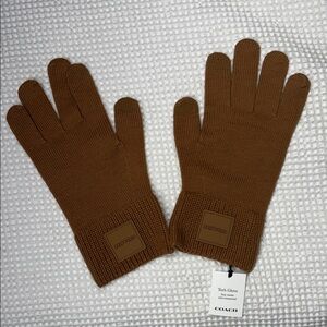 COACH Tan 100% Wool Knit Tech Gloves - L/XL